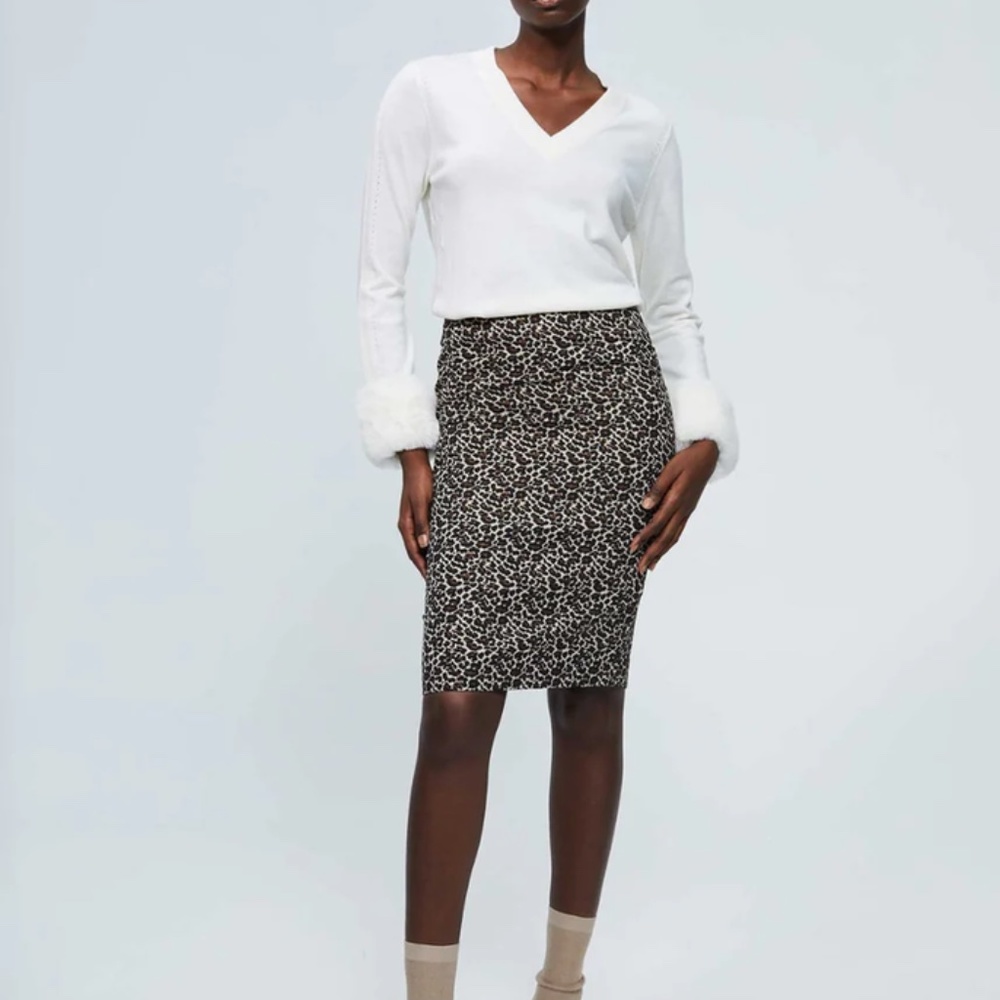 GEORGES RECH LEOPARD GREY SKIRT, PENCIL KNEE LENGTH, SIZE 38, WOOL - WORN ONCE